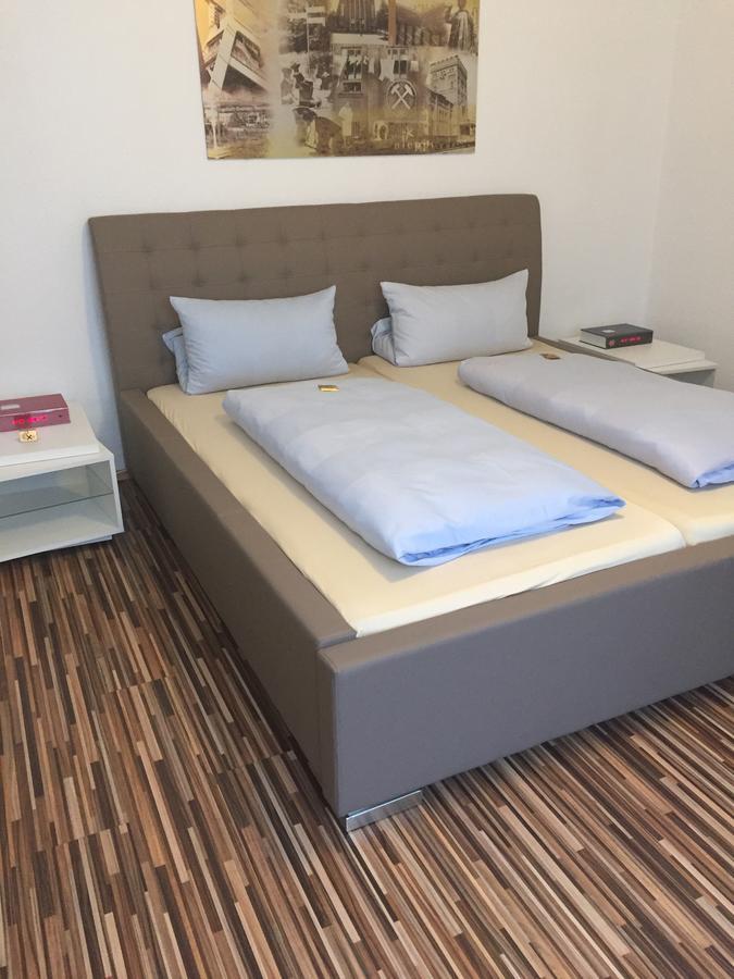 Hotel Aleo Bochum Esterno foto